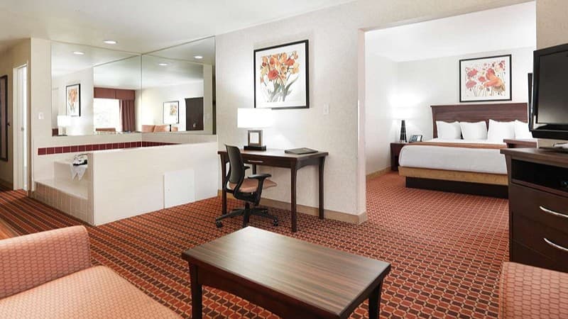 Crystal Inn Hotel & Suites hotel photo 4
