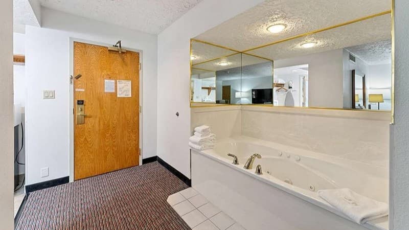 The Cairn Hotel hotel photo 2