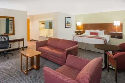 The Cairn Hotel hotel photo 3