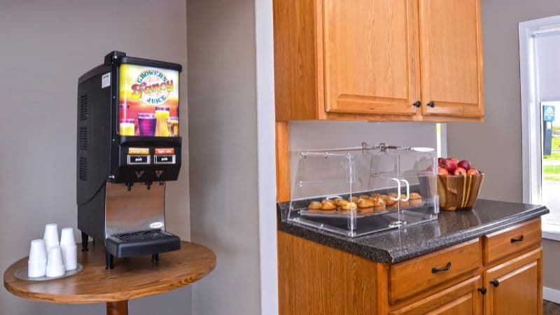 Americas Best Value Inn Plattsburgh hotel photo 5