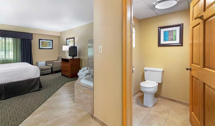 Best Western Plus Plattsburgh hotel photo 4