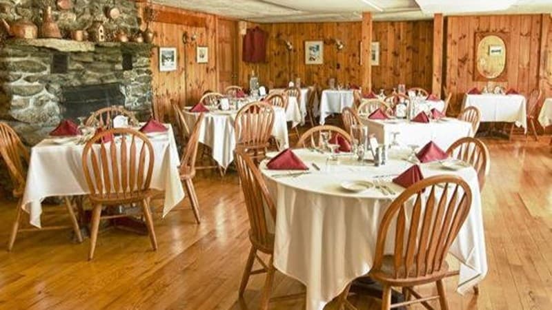 The Vermont Inn hotel photo 5