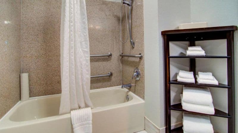 Comfort Suites Newport News Airport hotel photo 3