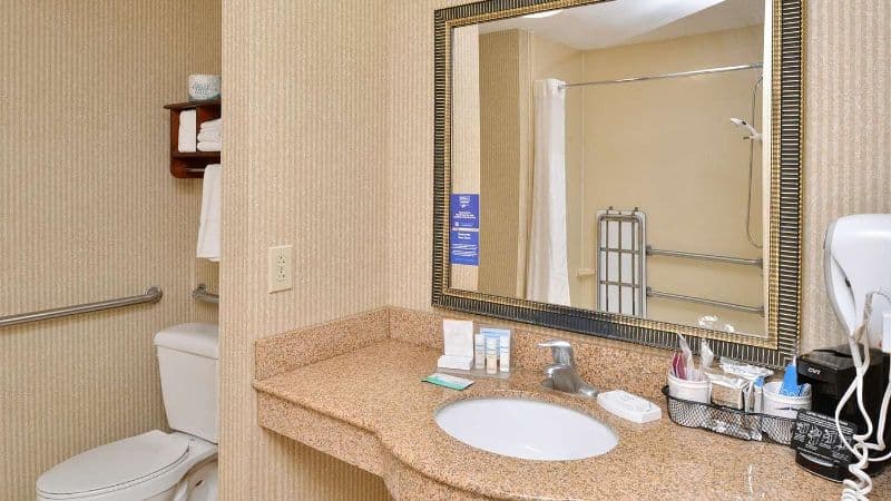 Hampton Inn Wytheville hotel photo 4