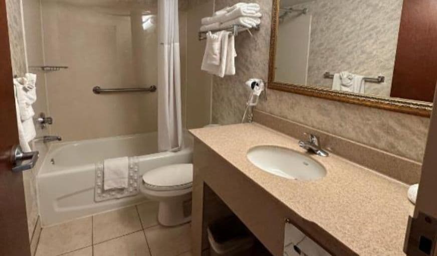 The Breakers Resort Inn hotel photo 3