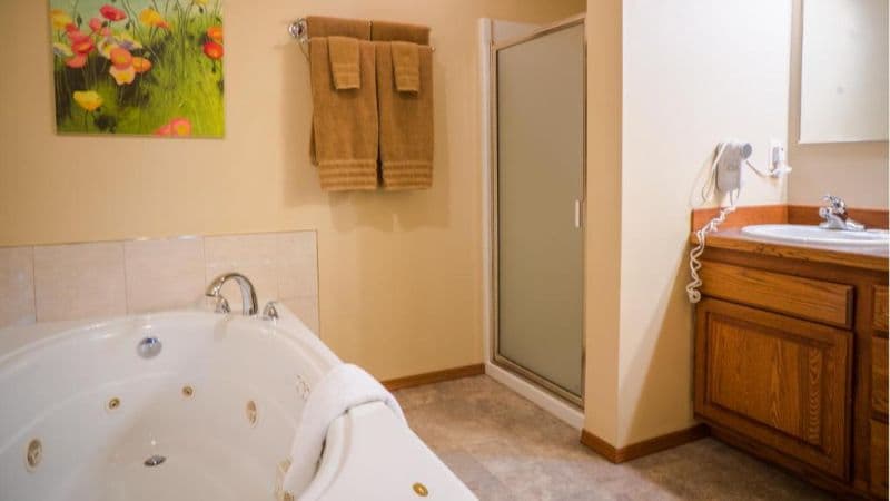 Obertal Inn Jacuzzi room
