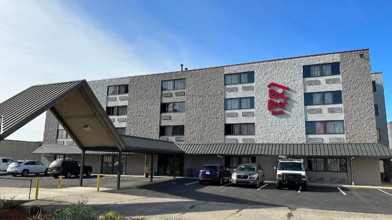 Red Roof Inn Dunbar hotel photo 5