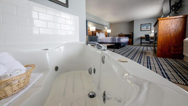 AmericInn by Wyndham Sturgeon Bay hotel photo 3