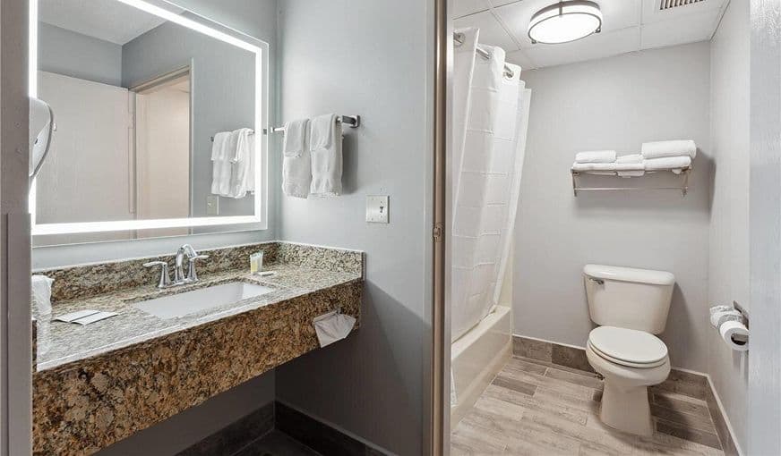 AmericInn by Wyndham Wisconsin Dells hotel photo 5