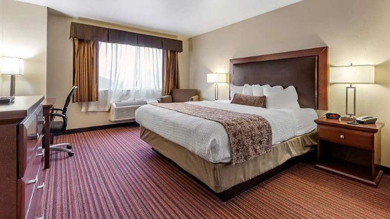 Best Western Plus Sparta Trail Lodge hotel photo 2