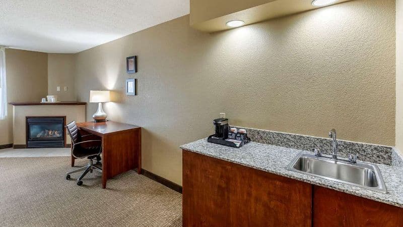 Comfort Inn & Suites Jackson – West Bend hotel photo 4