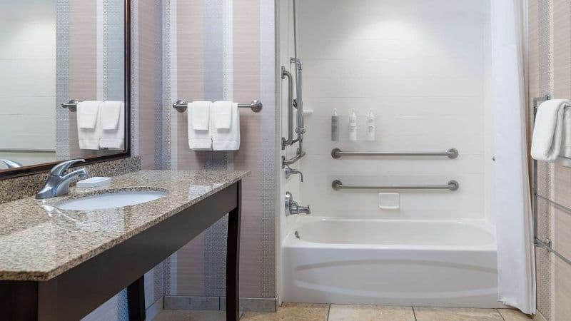 Hampton Inn & Suites Madison Downtown hotel photo 5