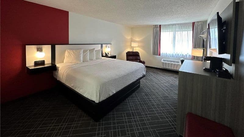 Ramada by Wyndham Waupaca hotel photo 4