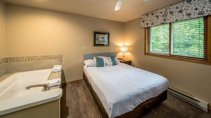 Somerset Inn & Suites hotel photo 2