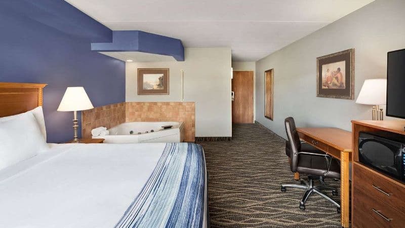 AmericInn by Wyndham Laramie Near University of Wyoming hotel photo 3