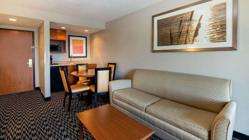 Wingate by Wyndham Gillette hotel photo 5