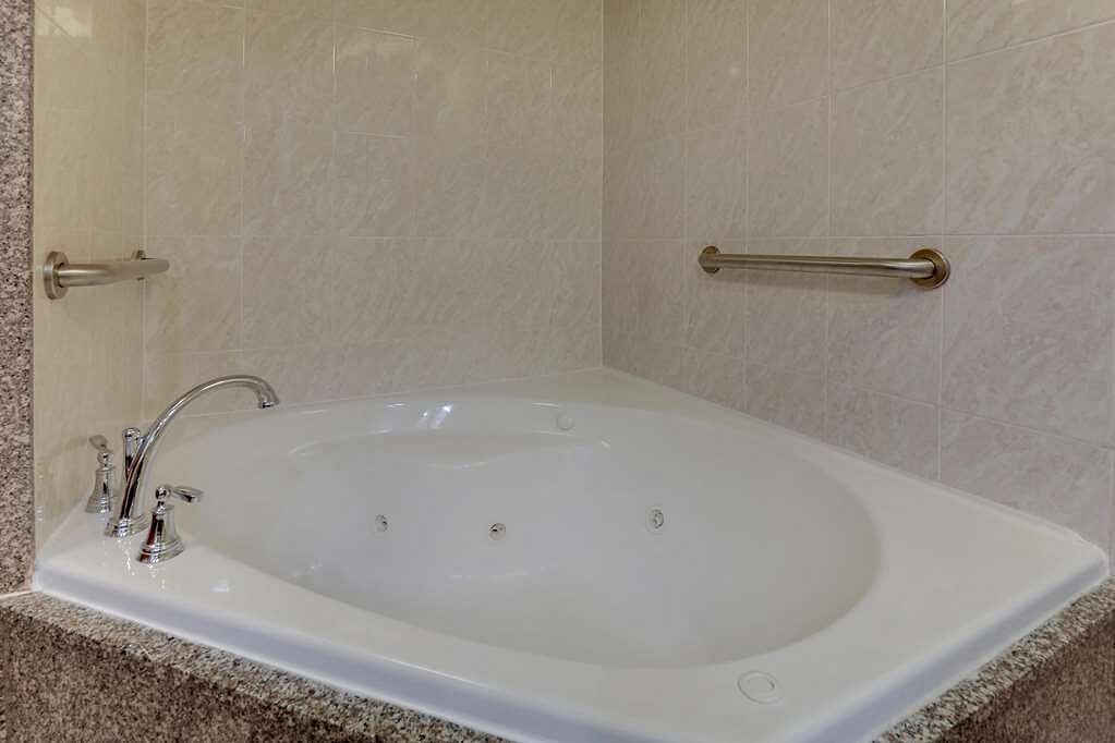 Drury Inn & Suites Montgomery - Photo 1