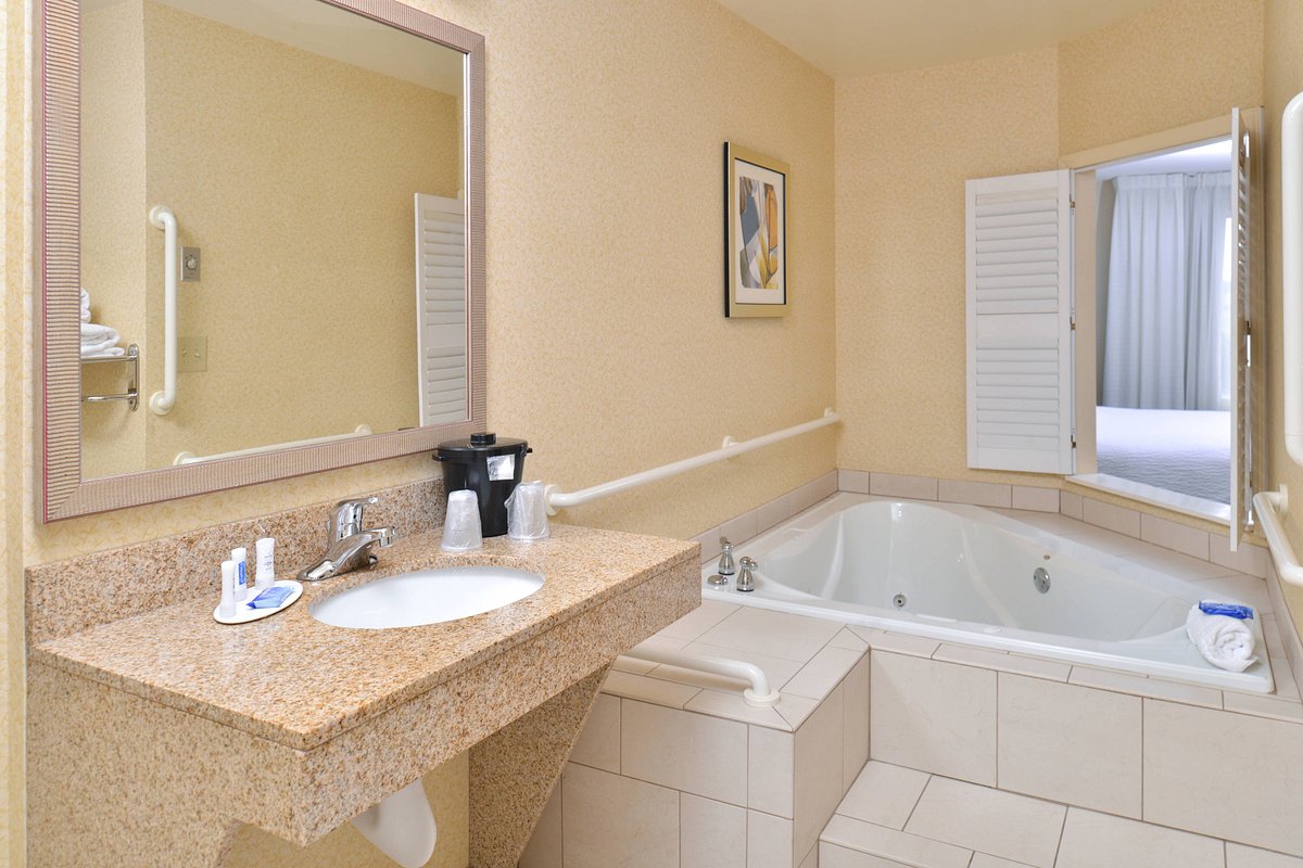 Fairfield Inn & Suites by Marriott Birmingham Bessemer - Photo 1