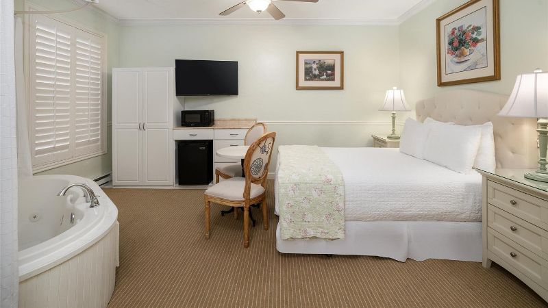 Best Western Grandma's Feather Bed