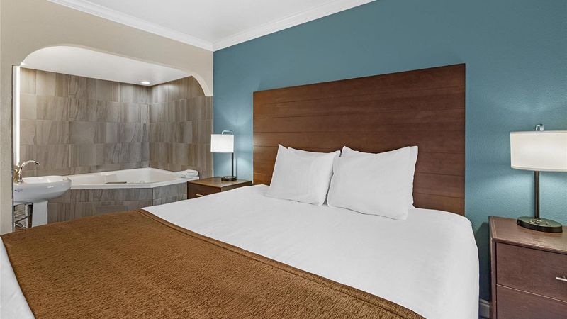 Best Western InnSuites Tucson Foothills Hotel & Suites