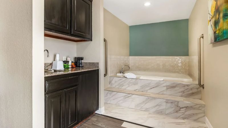 Best Western Prime Inn & Suites photo 1