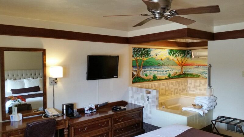 Lone Oak Lodge photo 1