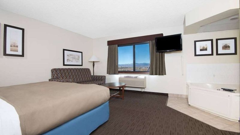 AmericInn by Wyndham Windsor Ft. Collins