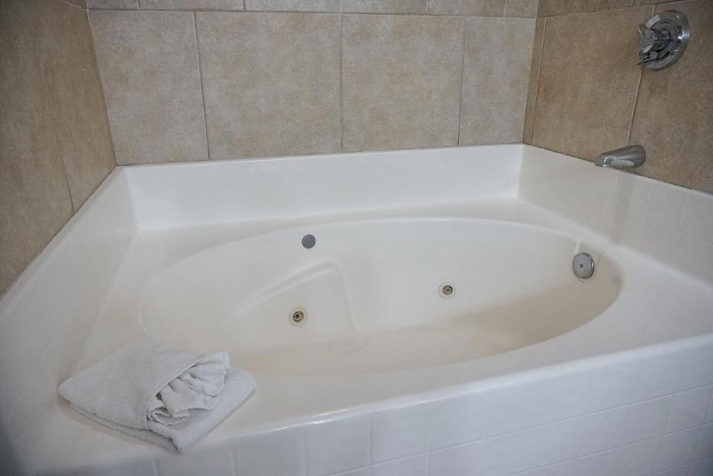 Country Inn & Suites by Radisson, Tampa/Brandon, FL photo 1