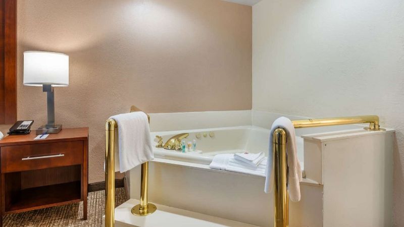 Comfort Inn Lafayette I-65 photo 1