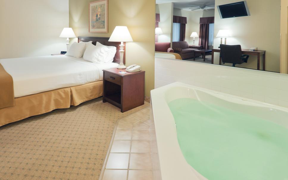 Holiday Inn Express Evansville – West photo 1
