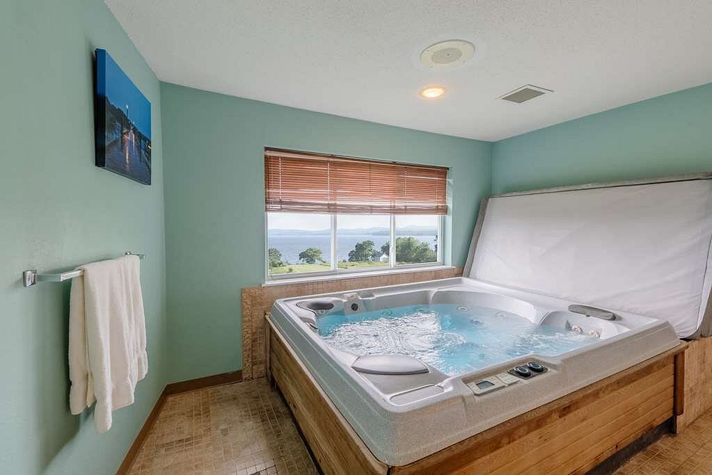 Fireside Inn & Suites photo 1