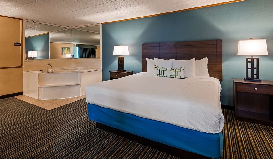 Best Western Woodhaven Inn photo 1