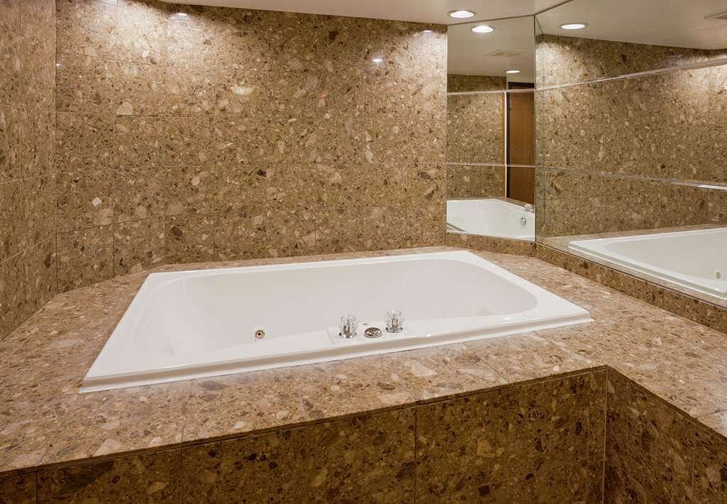 Hampton Inn Duluth Canal Park