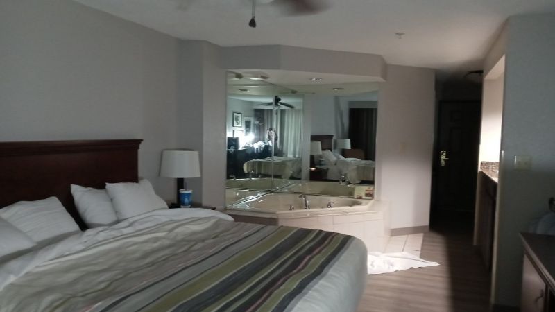 Country Inn & Suites by Radisson, Biloxi-Ocean Springs, MS