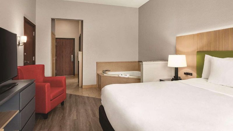 Country Inn & Suites by Radisson, Byram/Jackson South, MS
