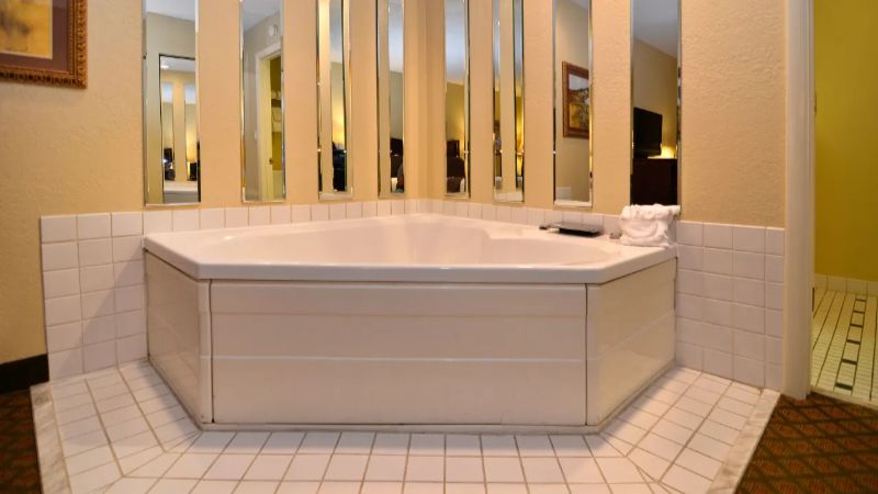 Best Western Coach House photo 1