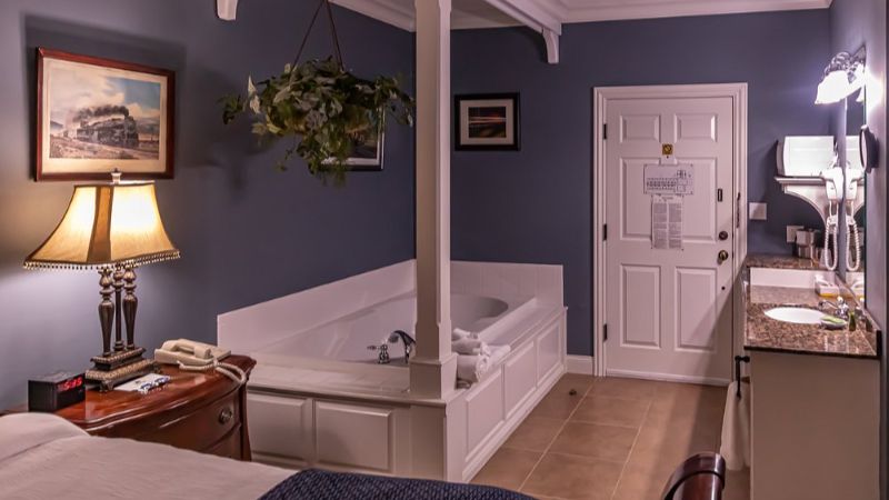 Depot Inn & Suites photo 1