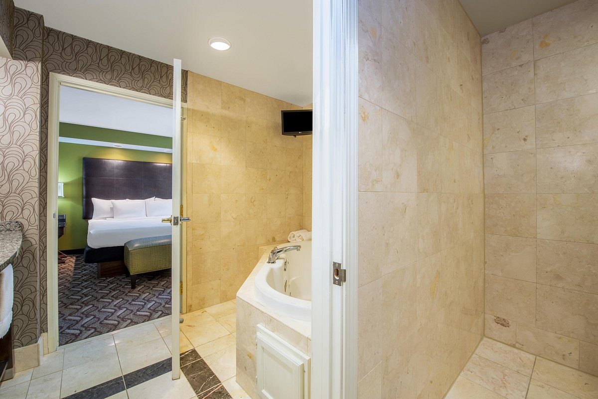 La Quinta Inn & Suites by Wyndham Kearney photo 1