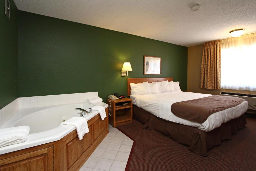 New Victorian Inn & Suites – Kearney photo 1