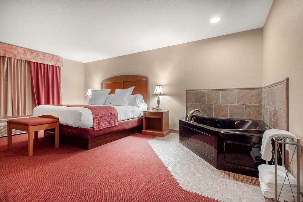 Norfolk Lodge & Suites Ascend Collection photo 1