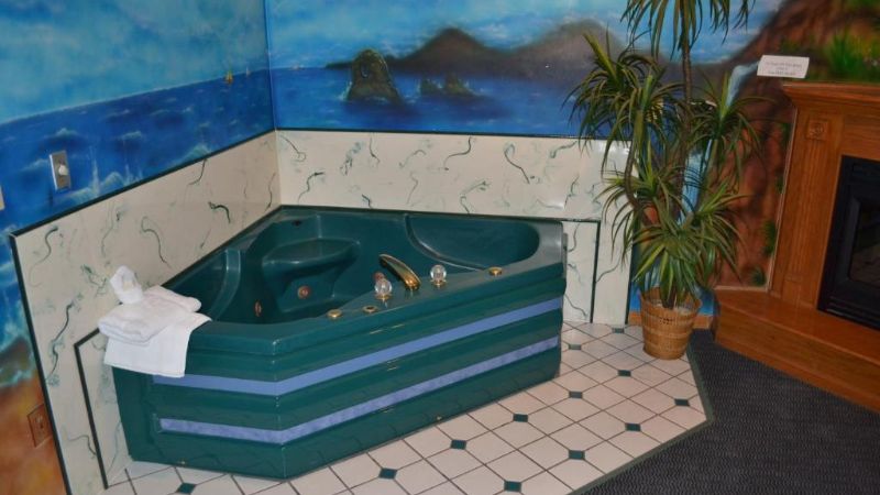 Relax Inn Motel and Suites Omaha