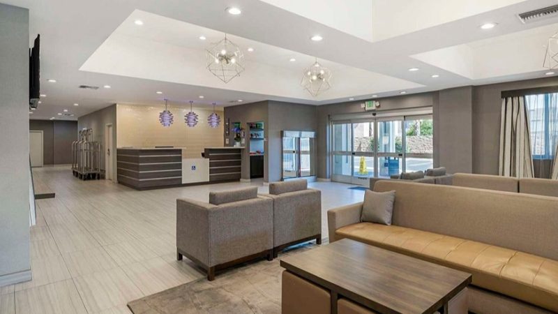Travel Inn & Suites - King Suite with In-Room Whirlpool Tub