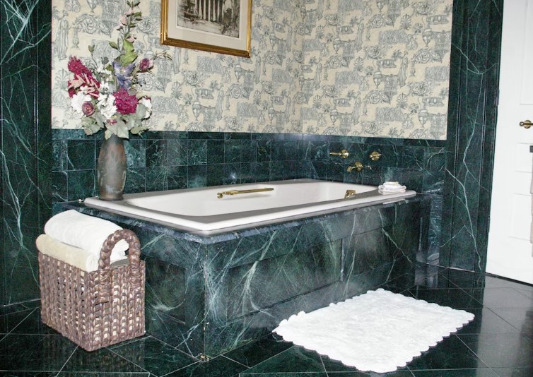 Oakcliff Bed and Breakfast