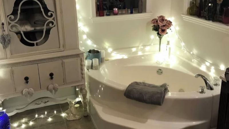 Saratoga Vacation Home with Jacuzzi, Dock & Sandy Beach
