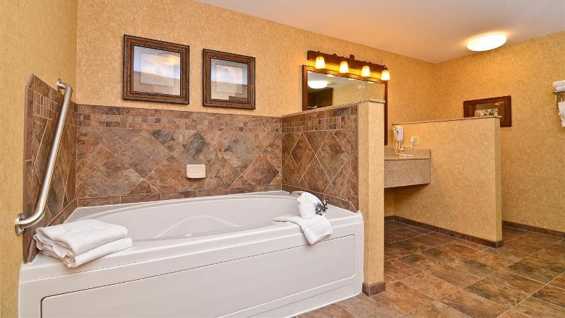 Best Western Plus Kelly Inn & Suites photo 1