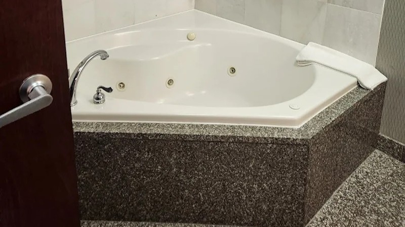 Drury Inn & Suites Columbus Grove City - Room with Private Spa Bath photo 1