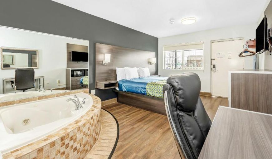 SureStay by Best Western Grove City photo 1