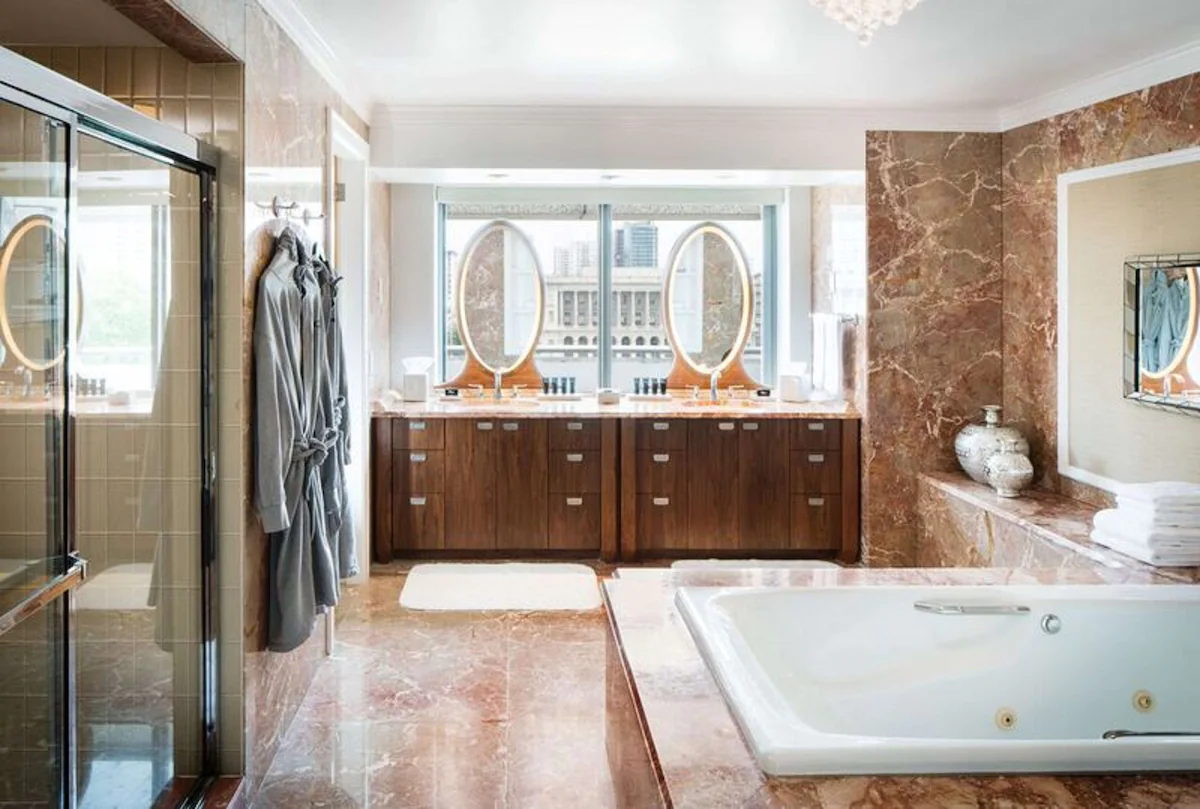 The Logan Philadelphia, Curio Collection by Hilton