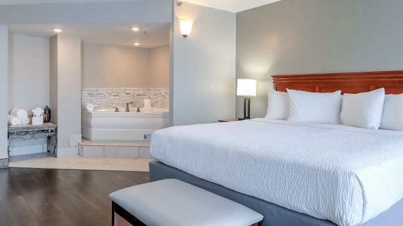 The Ramsey Hotel and Convention Center photo 1