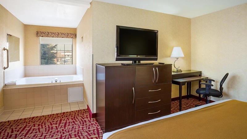 Holiday Inn Express Layton photo 1